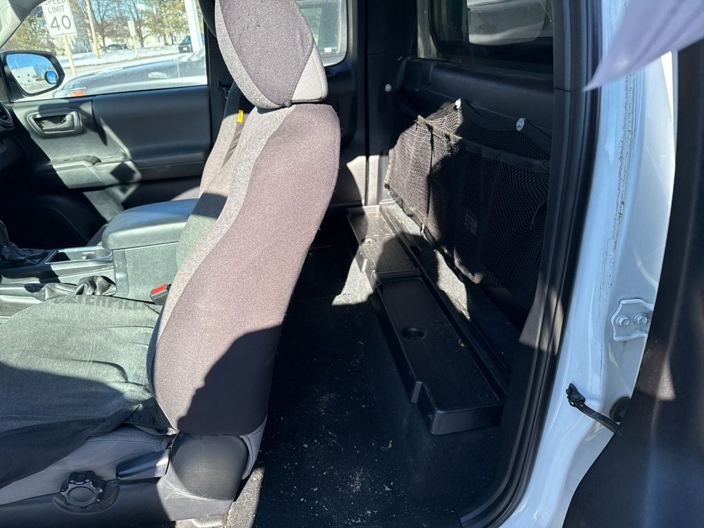 2019 Toyota Tacoma SR