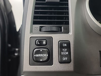 2012 Toyota TUNDRA 4X4 Base 4.6L V8