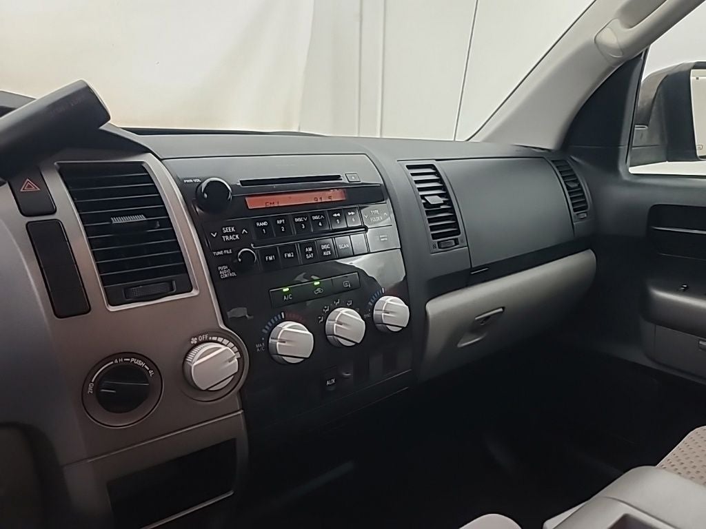 2012 Toyota TUNDRA 4X4 Base 4.6L V8