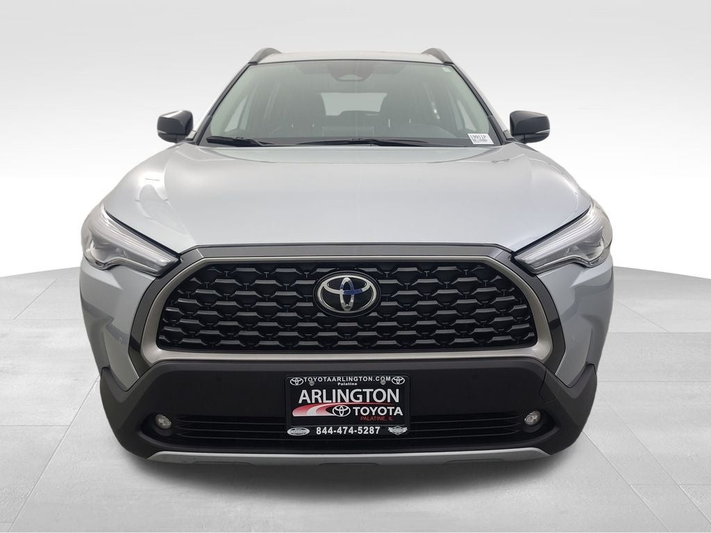 2025 Toyota Corolla Cross XLE