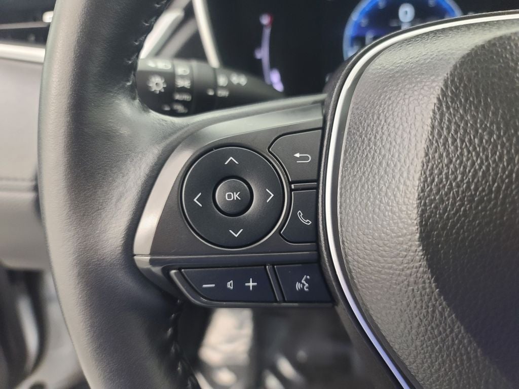 2025 Toyota Corolla Cross XLE