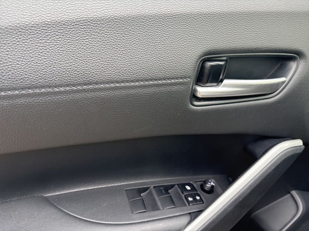 2025 Toyota Corolla Cross XLE