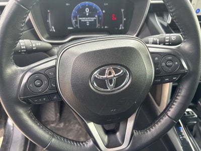 2025 Toyota Corolla Cross XLE