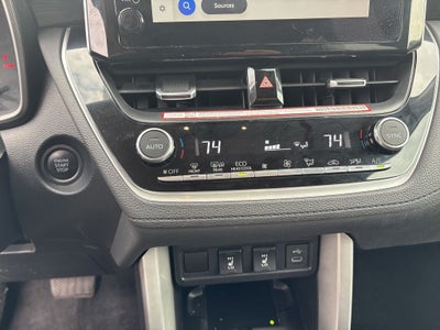 2025 Toyota Corolla Cross XLE