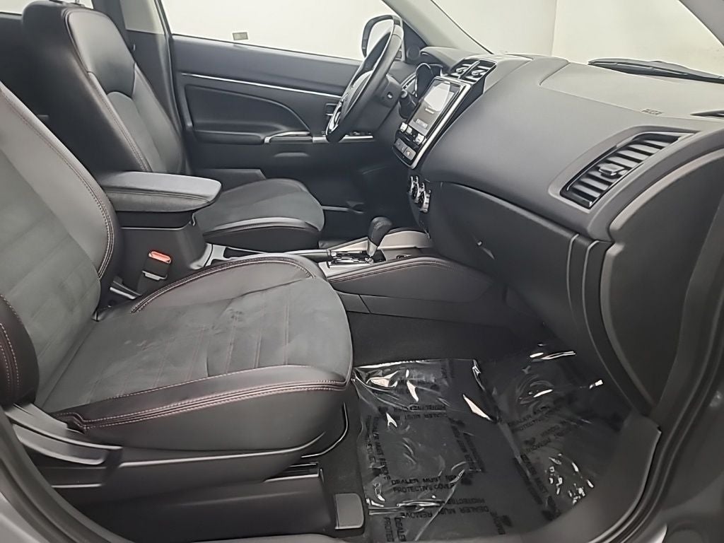 2025 Mitsubishi Outlander Sport 2.0 SE