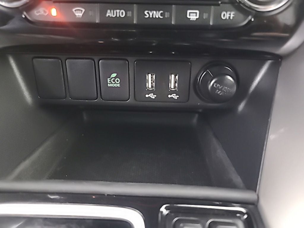 2025 Mitsubishi Eclipse Cross SE