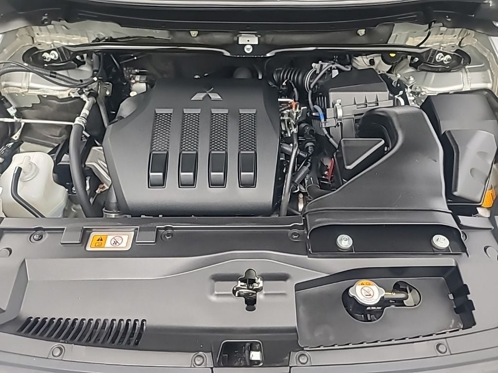 2025 Mitsubishi Eclipse Cross SE