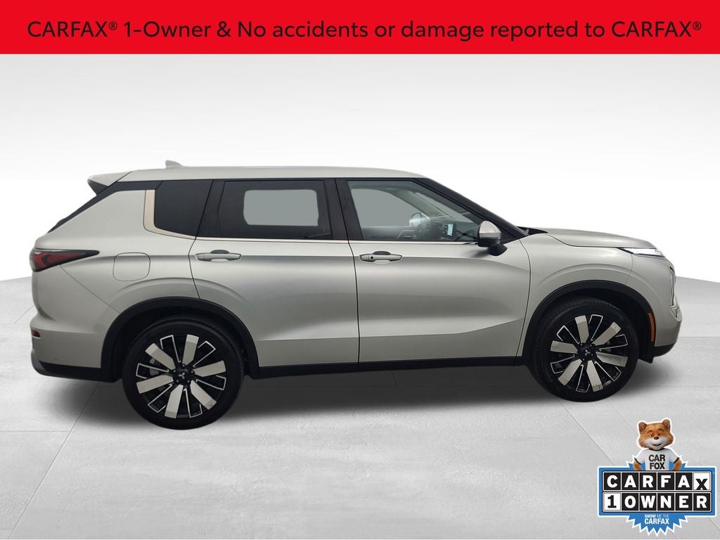 2025 Mitsubishi Outlander SE