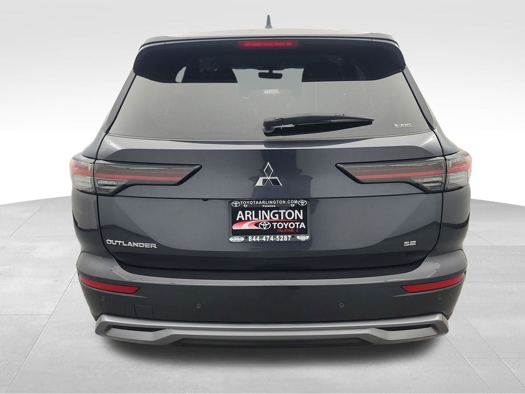 2025 Mitsubishi Outlander SE