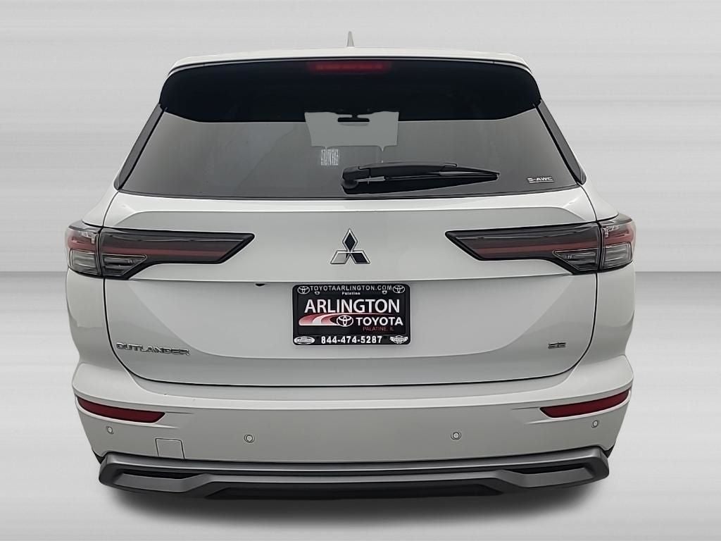 2025 Mitsubishi Outlander SE