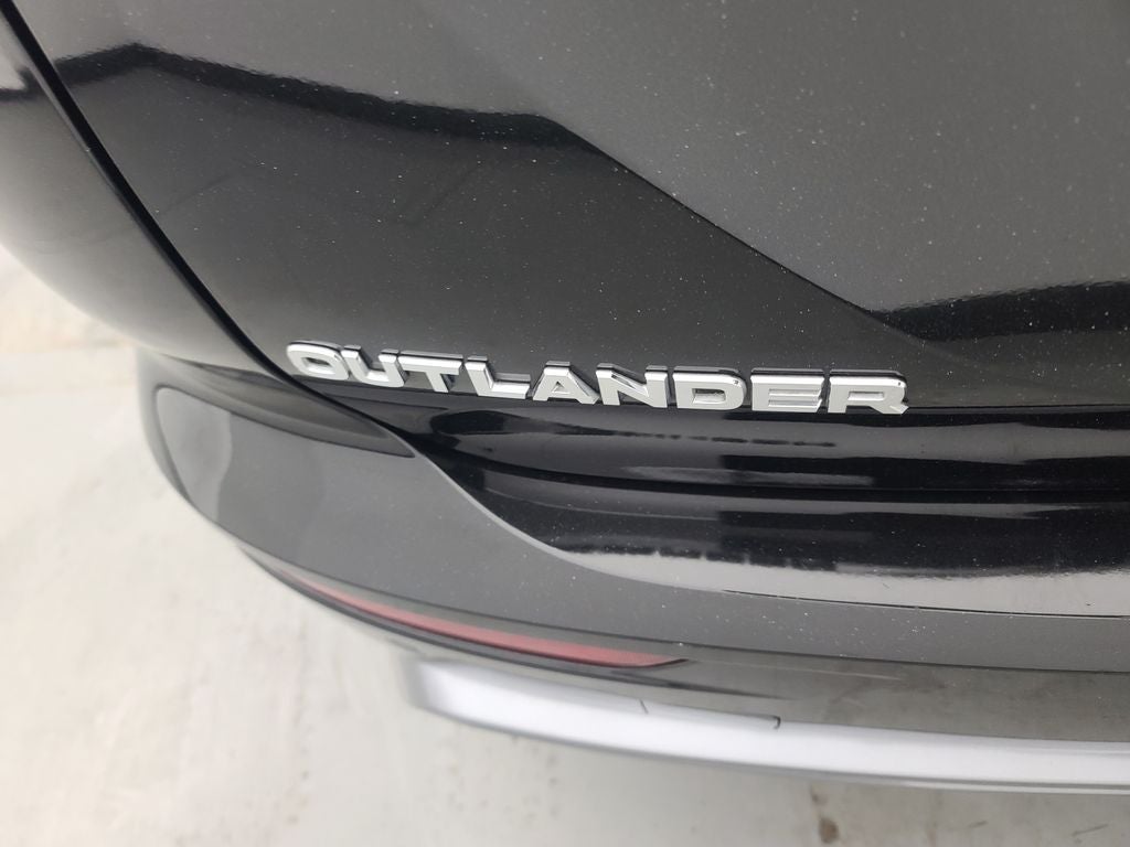 2025 Mitsubishi Outlander SEL