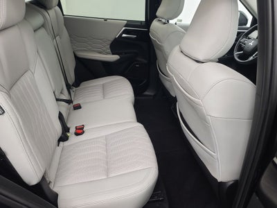 2025 Mitsubishi Outlander SEL