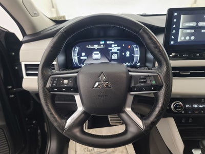 2025 Mitsubishi Outlander SEL
