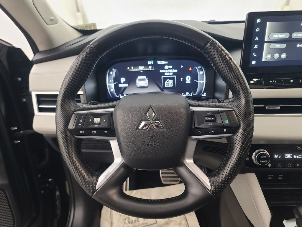 2025 Mitsubishi Outlander SEL