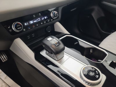 2025 Mitsubishi Outlander SEL