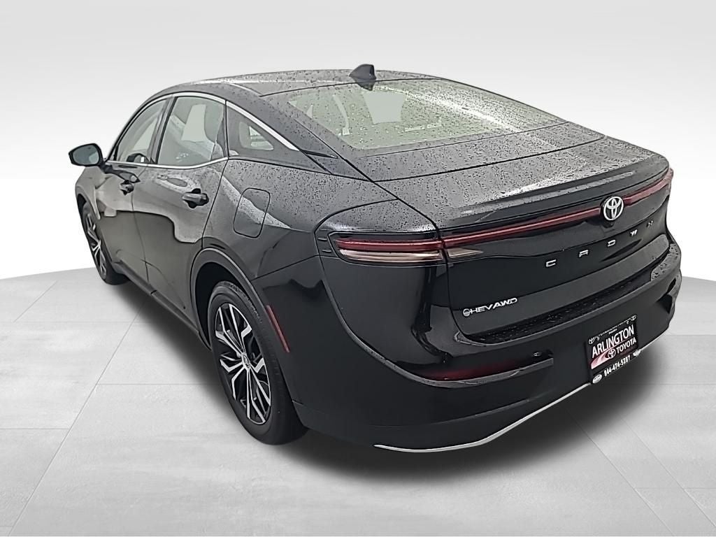 2025 Toyota Crown XLE