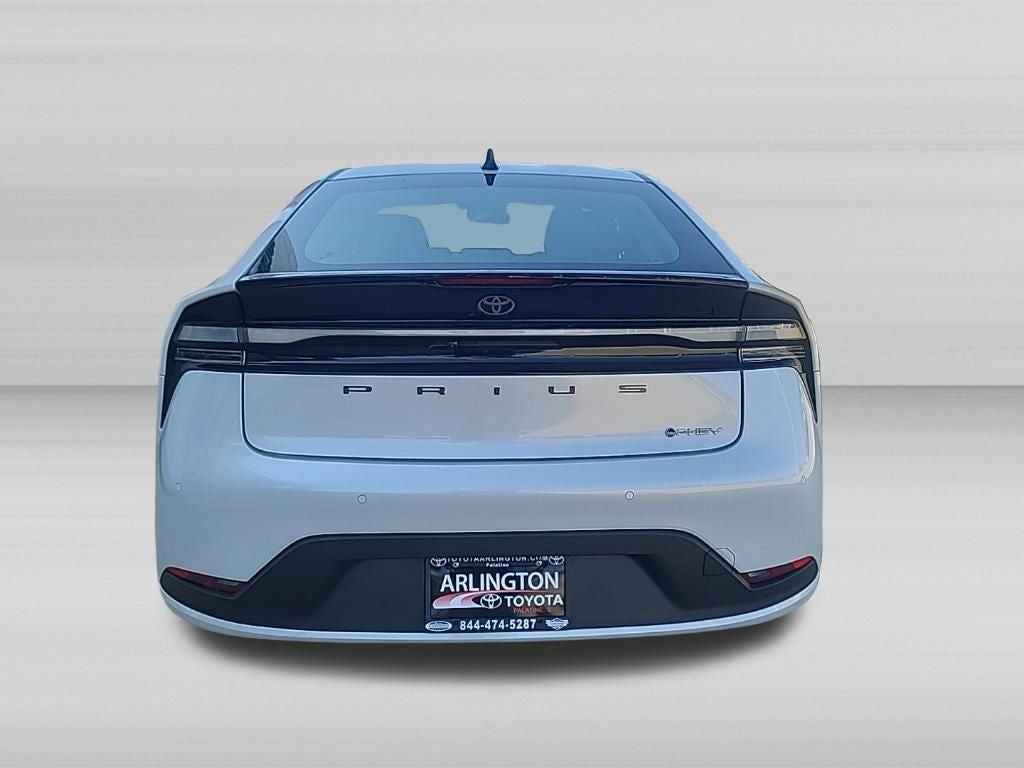 2026 Toyota Prius Plug-in Hybrid SE