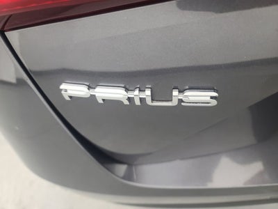 2022 Toyota Prius LE