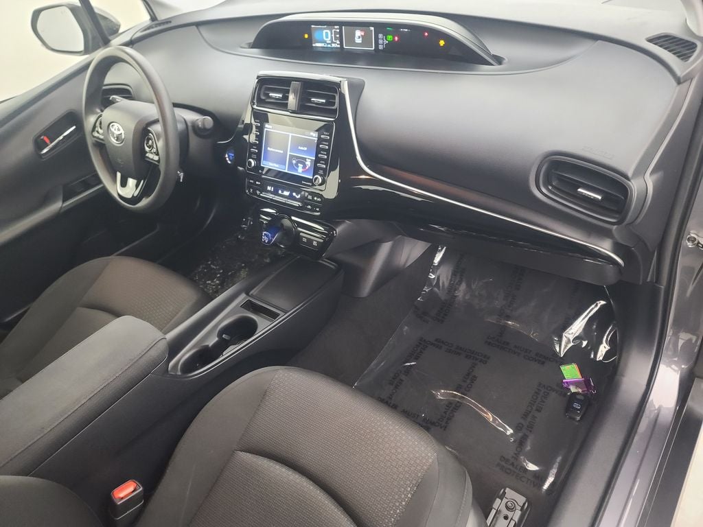 2022 Toyota Prius LE