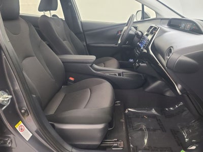 2022 Toyota Prius LE