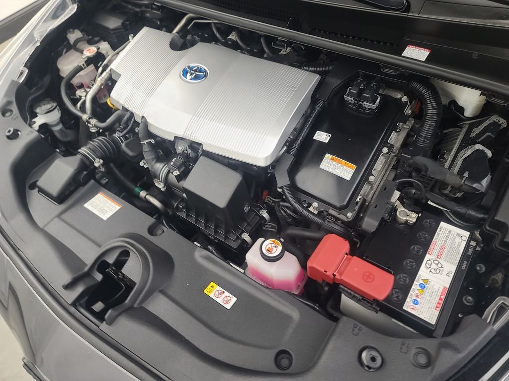 2022 Toyota Prius LE