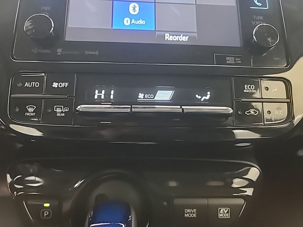 2016 Toyota PRIUS Three