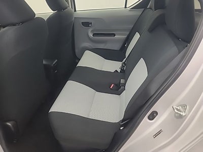 2013 Toyota PRIUS c Three
