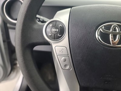 2013 Toyota PRIUS c Three