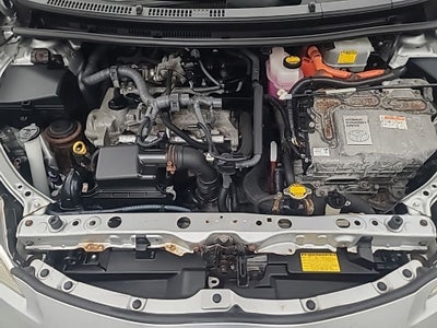2013 Toyota PRIUS c Three