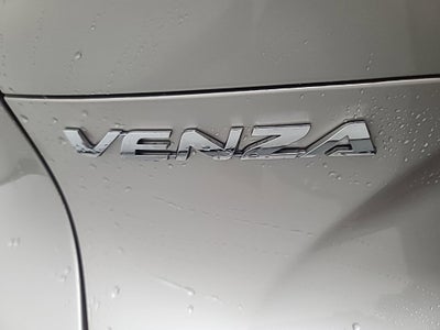 2024 Toyota Venza LE