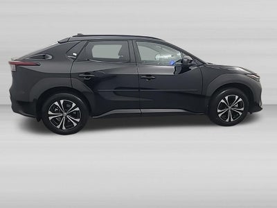 2025 Toyota bZ4X XLE