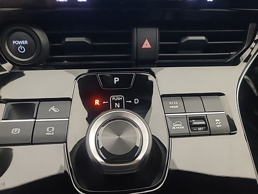 2025 Toyota bZ4X XLE