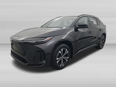 2025 Toyota bZ4X XLE