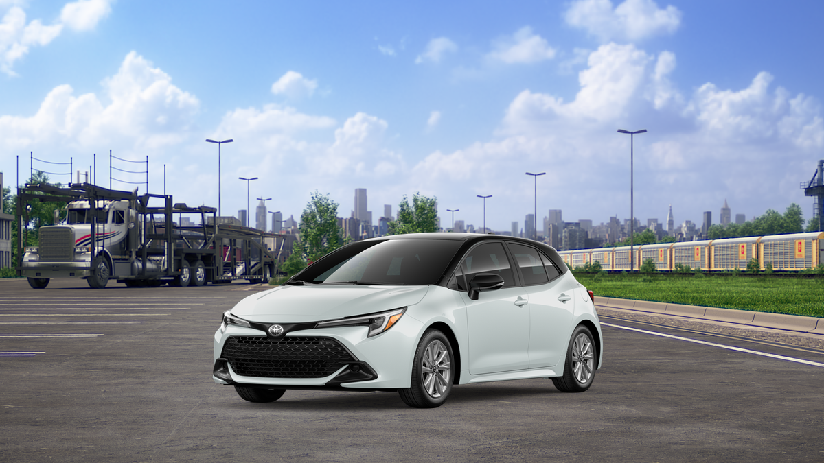 2026 Toyota Corolla Hatchback SE