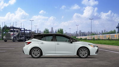 2026 Toyota Corolla Hatchback SE