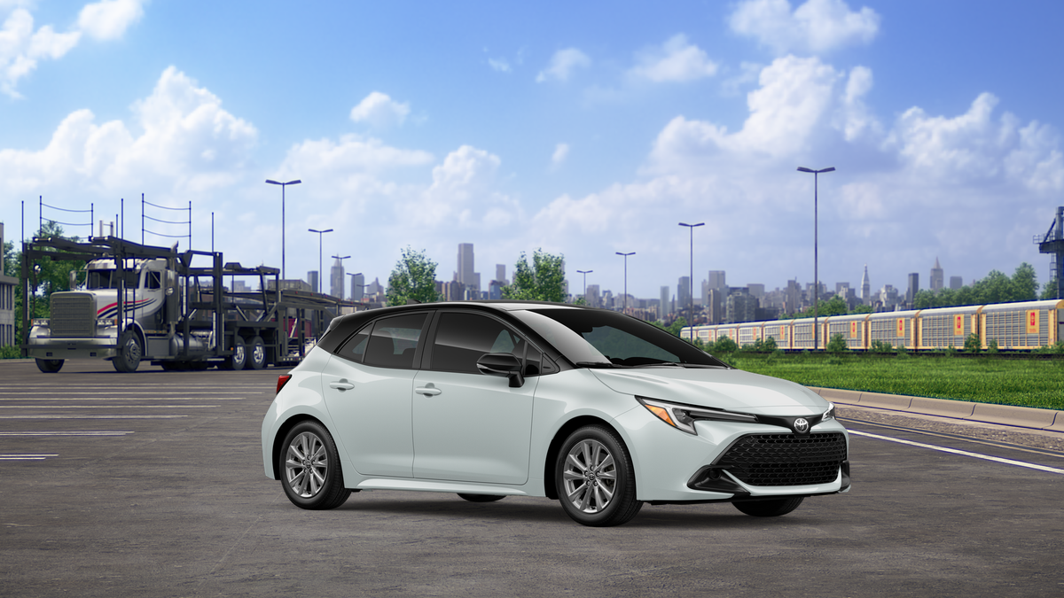 2026 Toyota Corolla Hatchback SE
