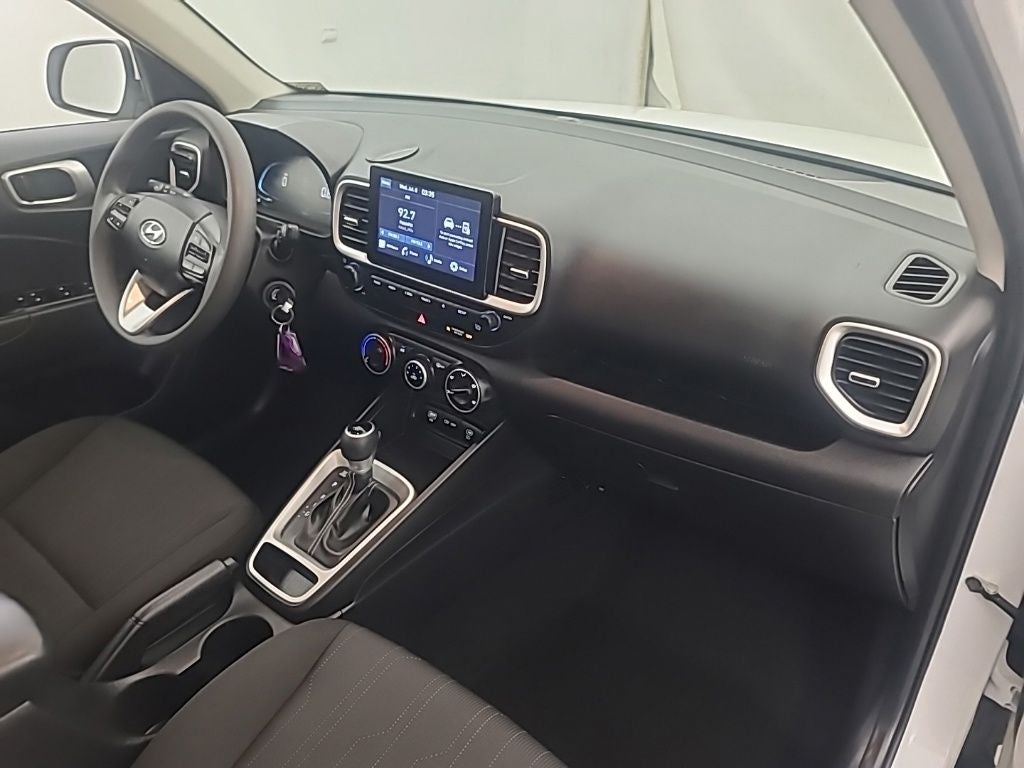 2024 Hyundai Venue SE