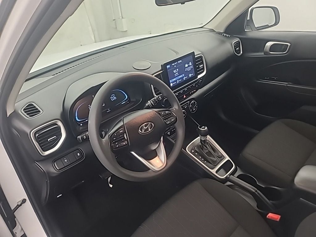 2024 Hyundai Venue SE