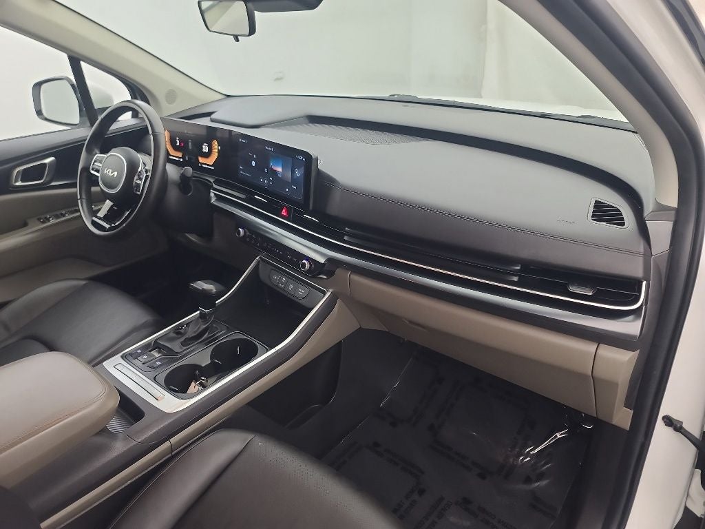 2025 Kia Carnival LXS