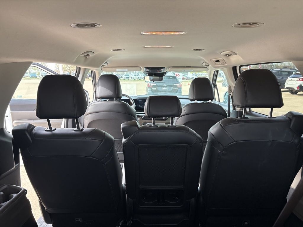 2025 Kia Carnival LXS