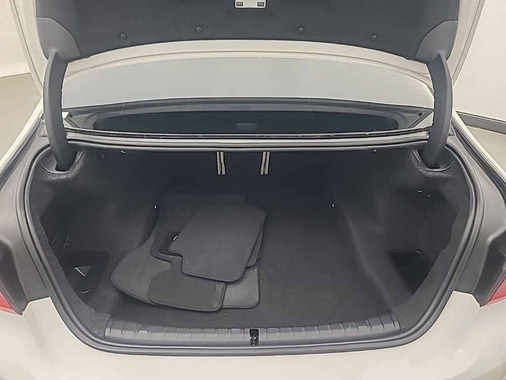 2020 BMW 530i 530i