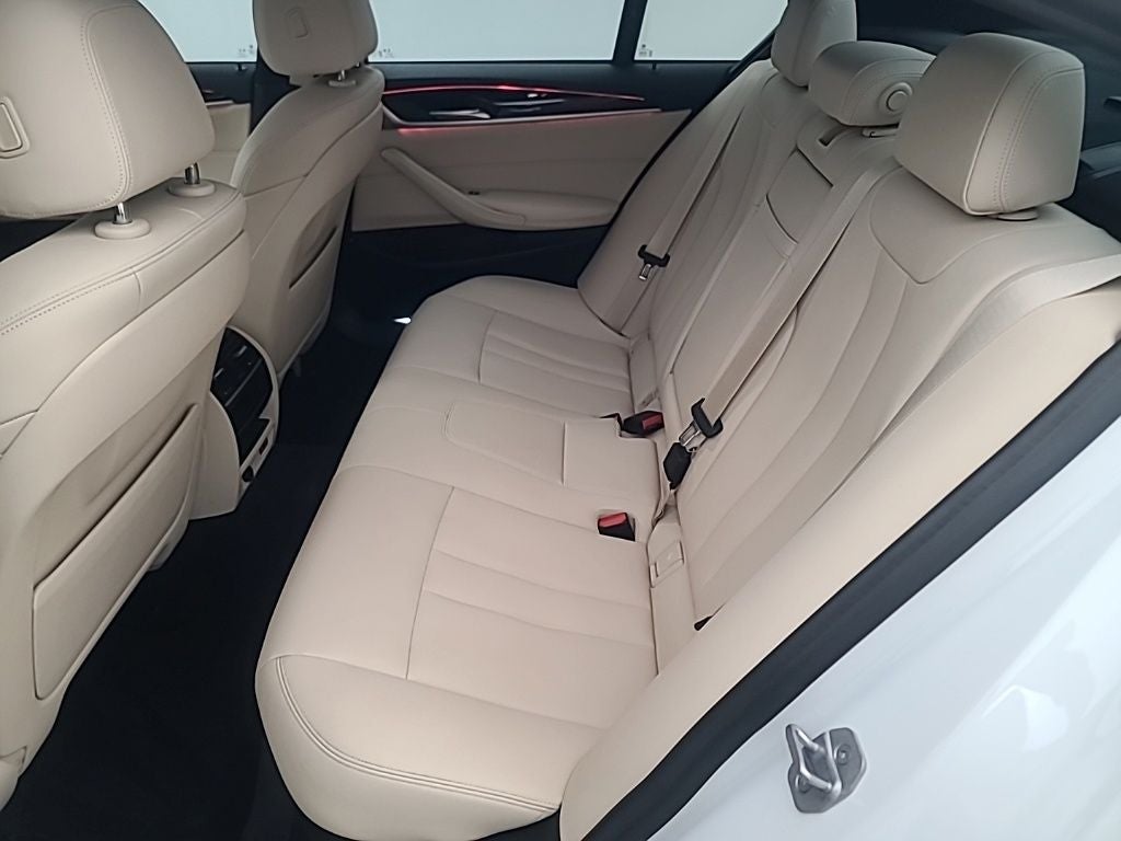 2020 BMW 530i 530i