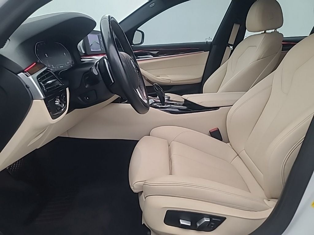 2020 BMW 530i 530i