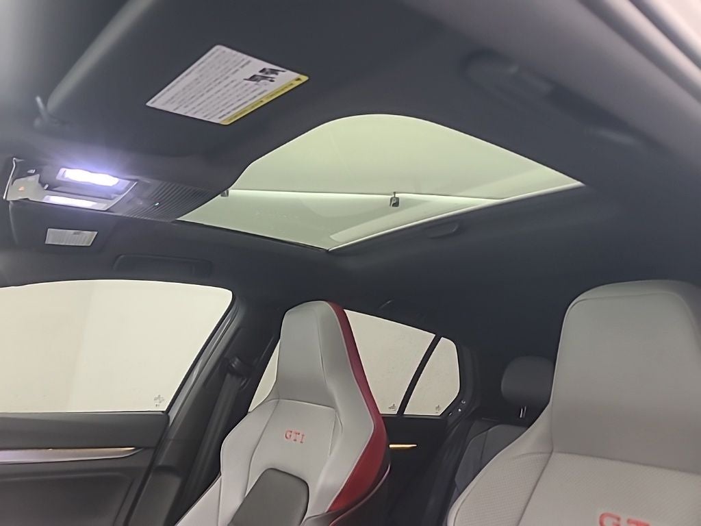 2025 Volkswagen GTI 2.0T SE