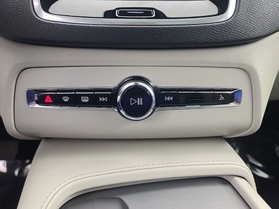 2023 Volvo XC90 B5 Core