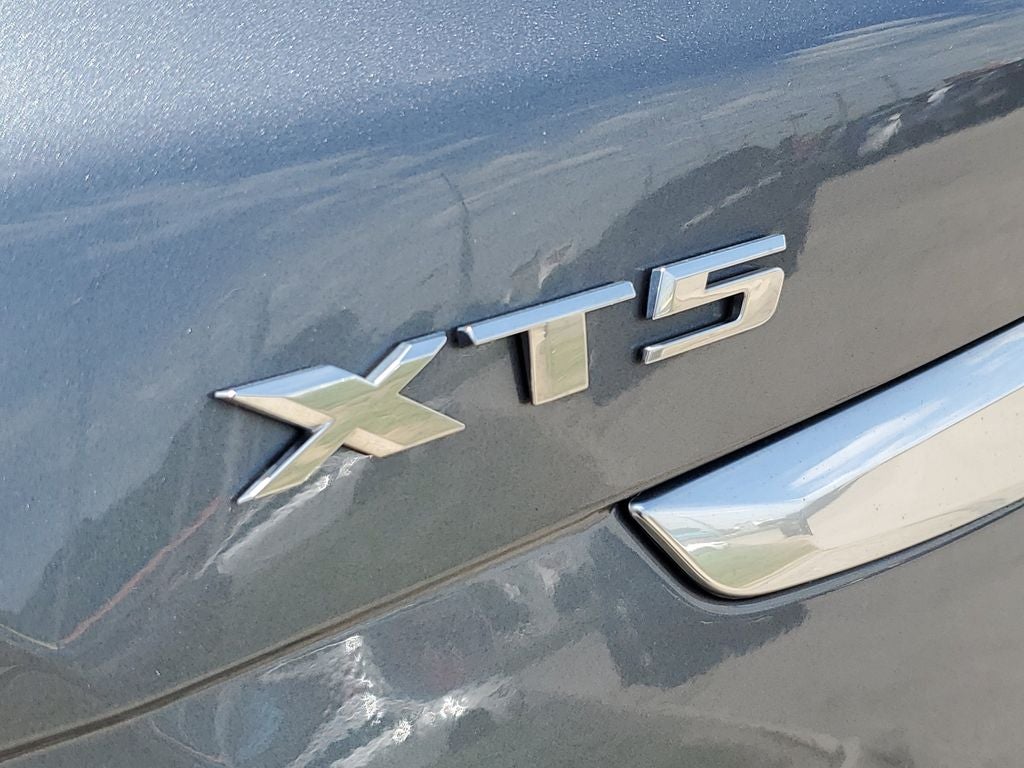 2020 Cadillac XT5 Sport