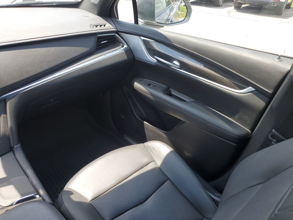 2020 Cadillac XT5 Sport