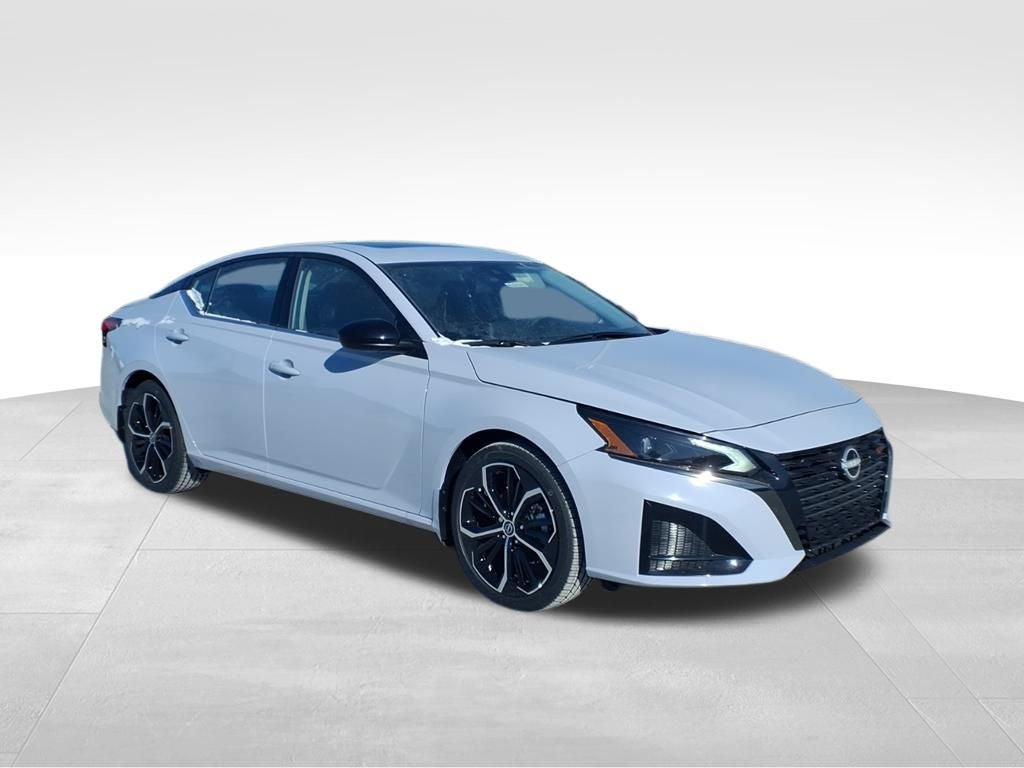 2025 Nissan Altima 2.5 SR