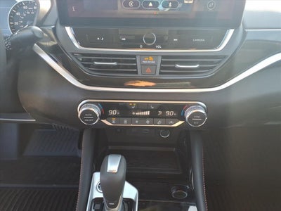 2025 Nissan Altima 2.5 SR