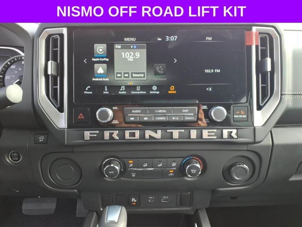 2025 Nissan Frontier SV